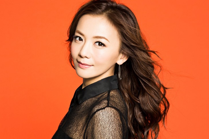 Tomomi Kahara releases the details on her forthcoming cover album