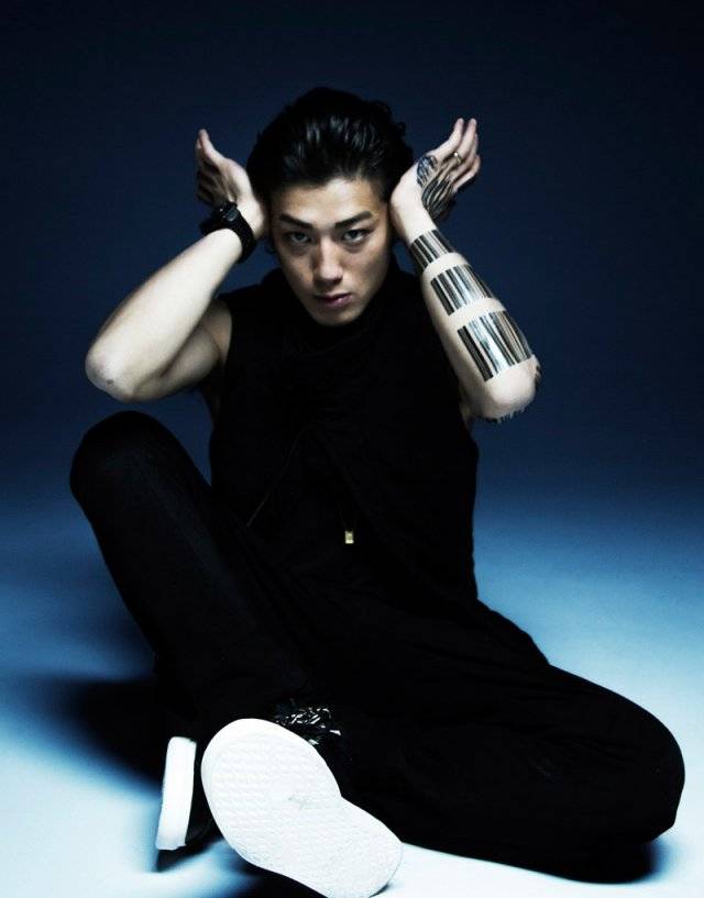 Jin Akanishi admitted to the hospital for gastroenteritis