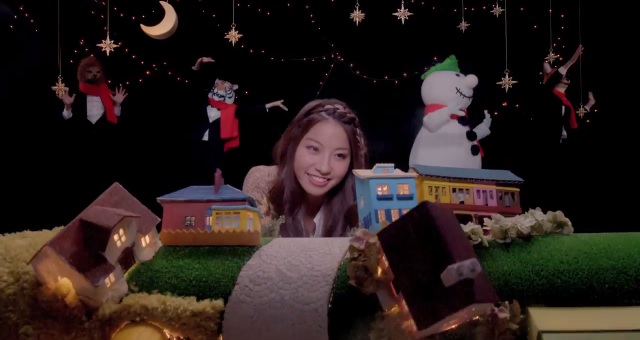 Rihwa enters a fantasy world in “Snowing Day” PV