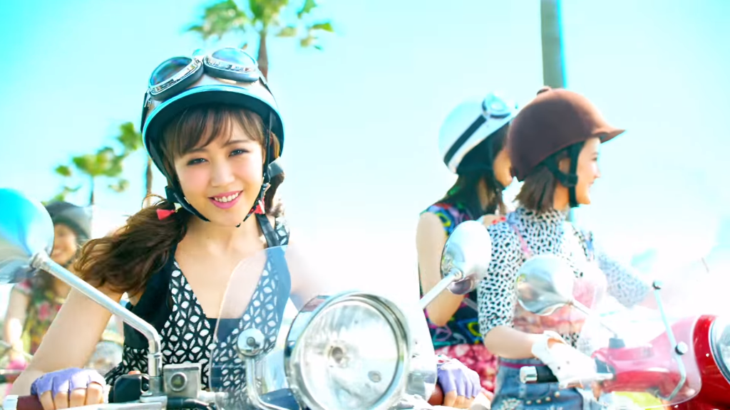Join E-girls’ road trip to summer in their new single “E.G. summer RIDER” MV
