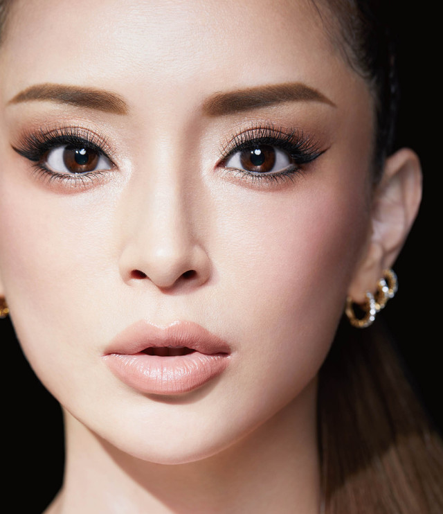 Ayumi Hamasaki Gifts Fans with Music Videos and Perfume on Her Birthday