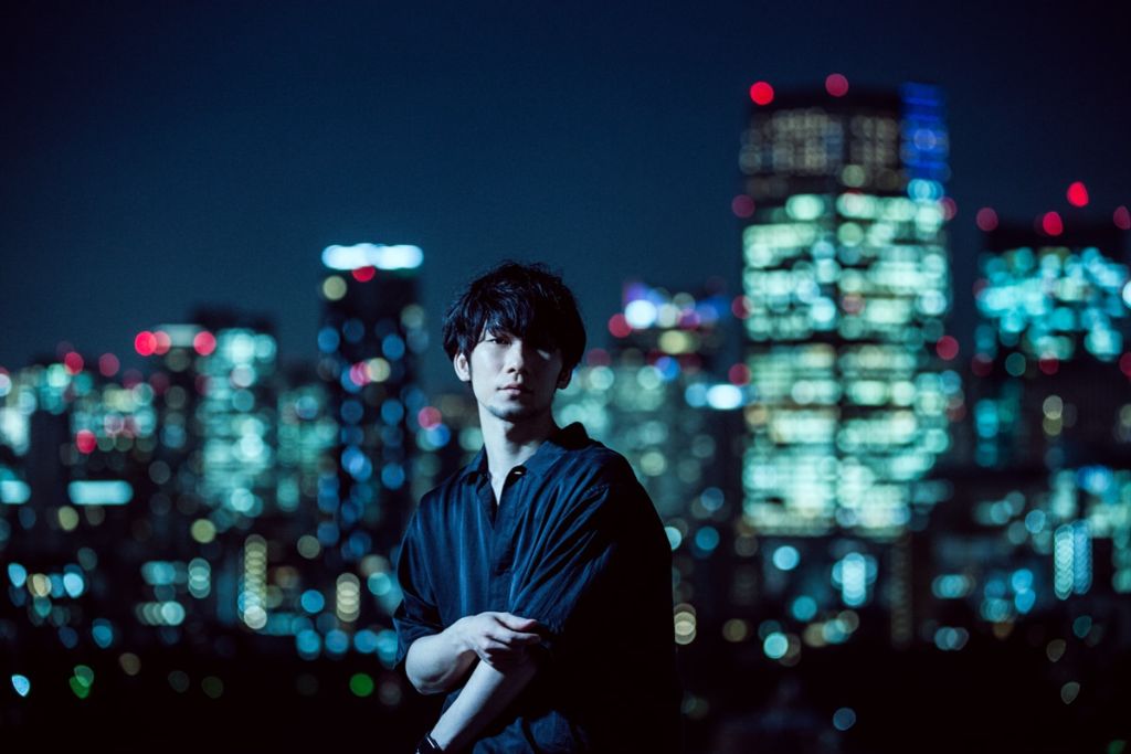 TK from Ling Tosite Sigure teams up with Yorushika’s suis in his PV for “melt”