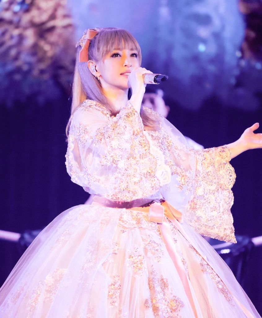 Ayumi Hamasaki Defends Fan From Transphobic Comment