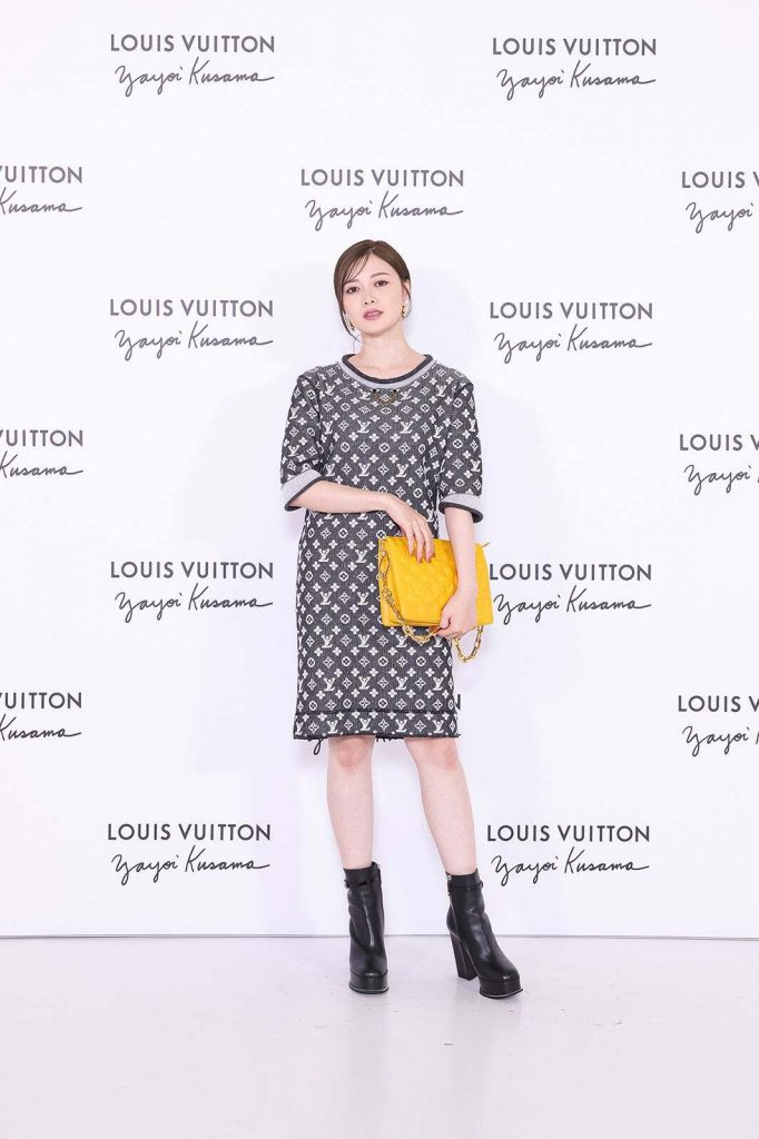 Louis Vuitton on X: #Nayeon and @RolaWorLD in Tokyo for #LVxYayoiKusama.  The celebrities gathered to discover the new #LouisVuitton and #YayoiKusama  collaboration. Learn more at    / X